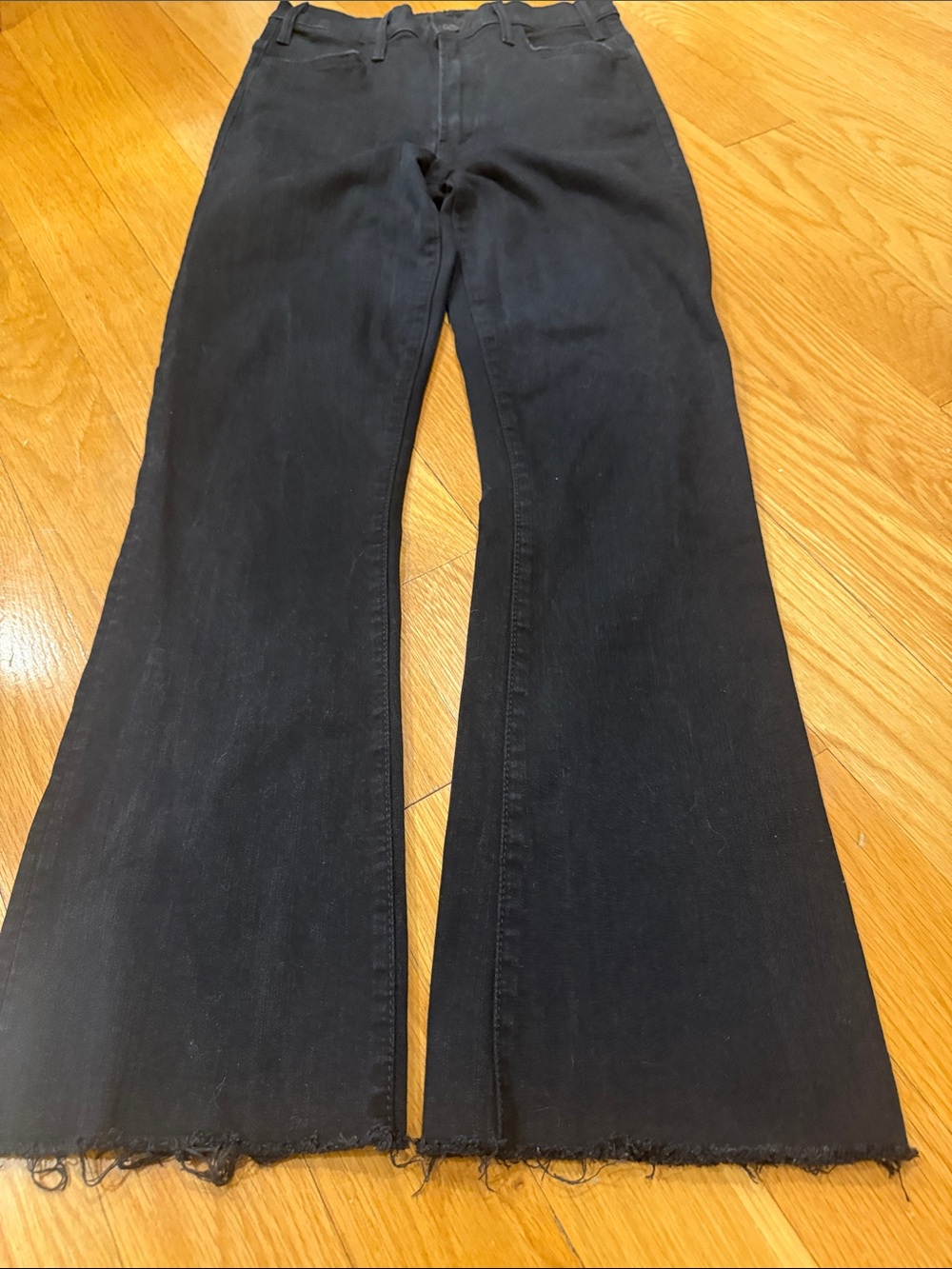 Mother the hustler ankle fray size 26.
